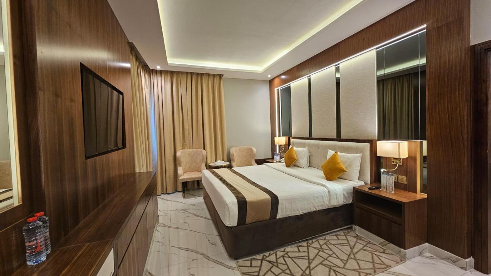 Concorde Deira Hotel -Formerly Golden Tulip Deira Hotel Дубай Экстерьер фото